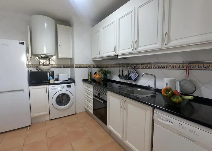 Family Sea View Apartment