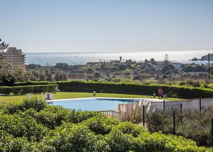 Family Sea View Apartment